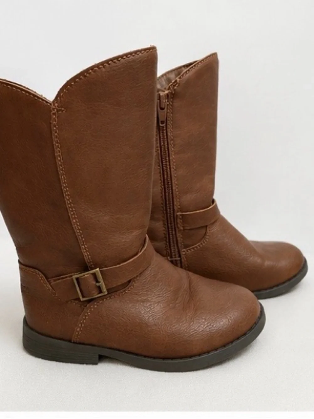 OshKosh Bgosh brown mid